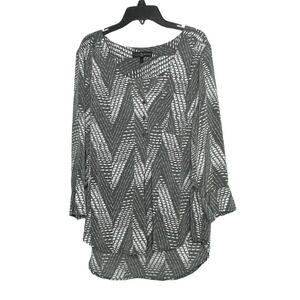 FD Fred David Black and Gray Tribal Chevron Popover Size Medium